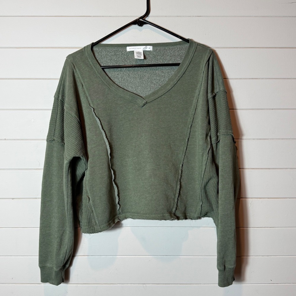 Altar'd State V-Neck Sweatshirt Womens M Green Distressed Waffle Knit Crop Top